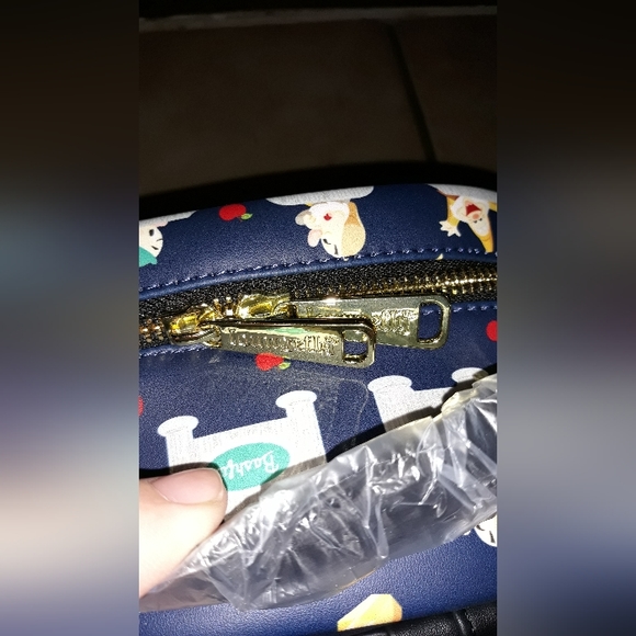 Loungefly Disney Snow White & the Seven Dwarves Beds Allover Print Mini Backpack - Picture 6 of 11